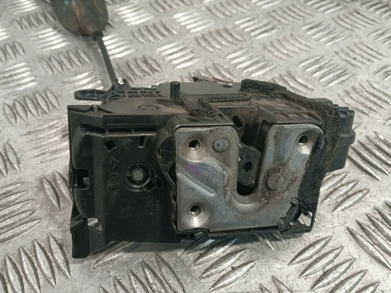 Recambio de cerradura puerta trasera derecha para renault clio iv (bh_) 1.5 dci 75 referencia OEM IAM 825002104R  