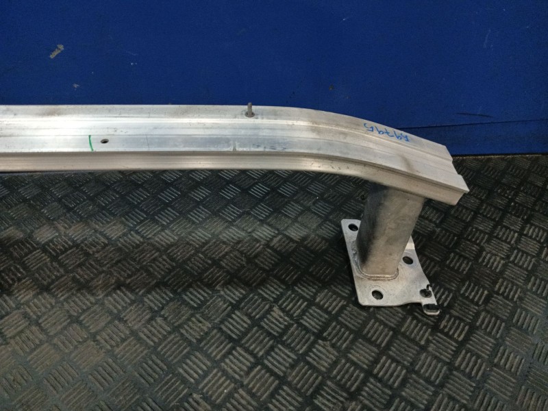Recambio de refuerzo paragolpes delantero para renault clio iv (bh_) 1.5 dci 75 referencia OEM IAM 752107246R  