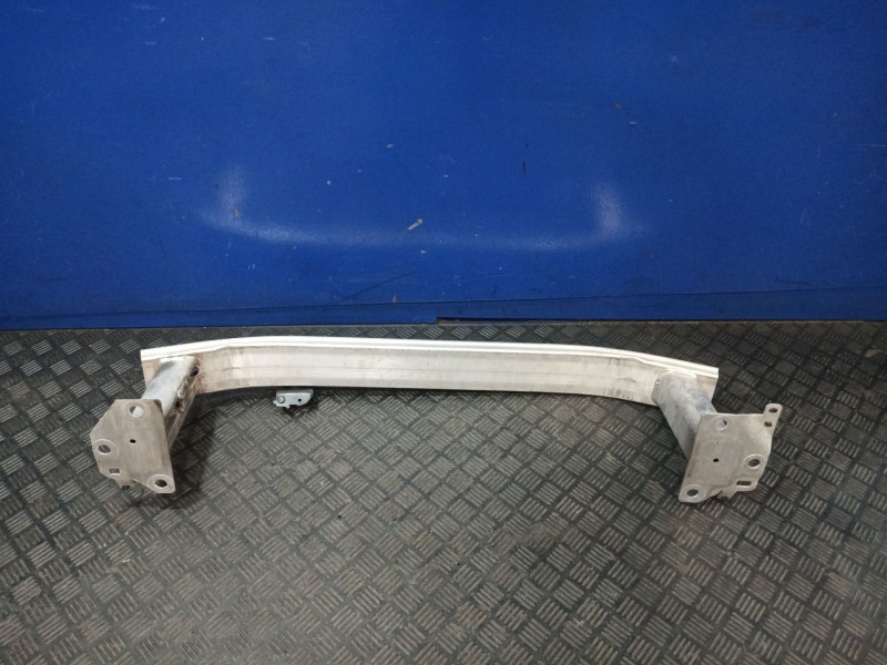 Recambio de refuerzo paragolpes delantero para renault clio iv (bh_) 1.5 dci 75 referencia OEM IAM 752107246R  
