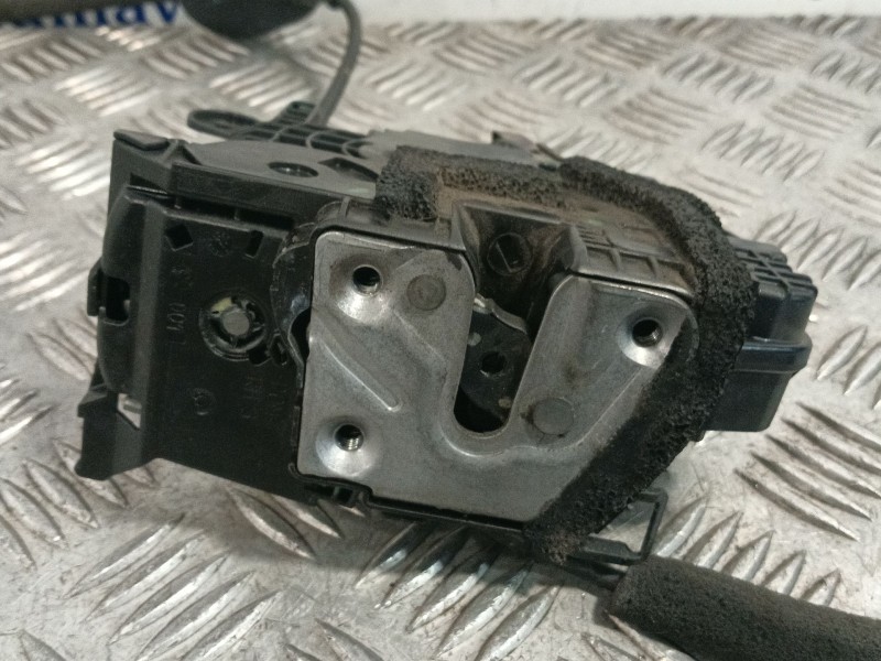 Recambio de cerradura puerta delantera derecha para renault clio iv (bh_) 1.5 dci 75 referencia OEM IAM 805024563R  