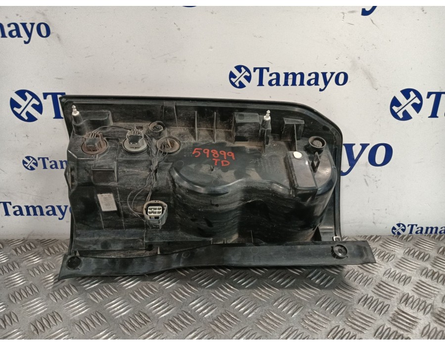 Recambio de piloto trasero derecho para land rover discovery iv (l319) 3.0 sdv6 4x4 referencia OEM IAM LR162961  