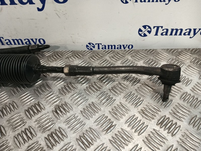 Recambio de cremallera direccion para kia carnival referencia OEM IAM 577004D500  