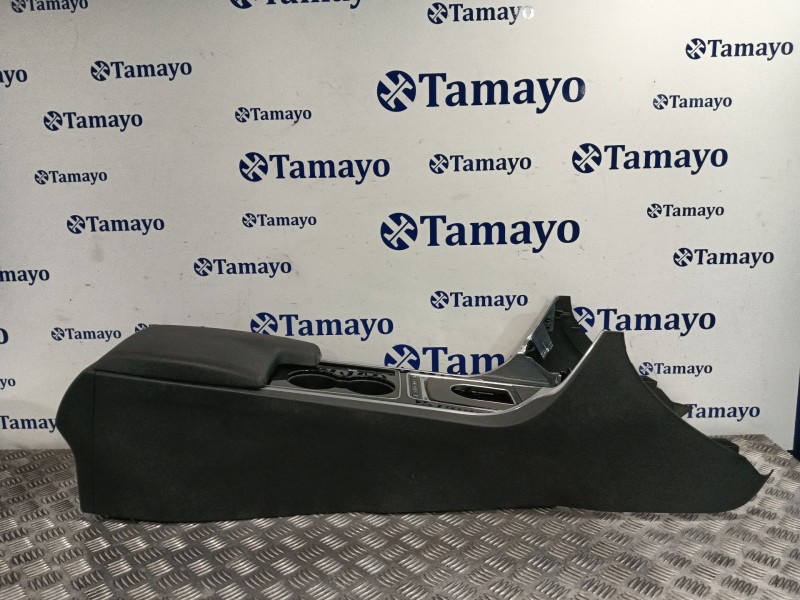 Recambio de consola central para jaguar xe (x760) 2.0 d referencia OEM IAM T2H3097  