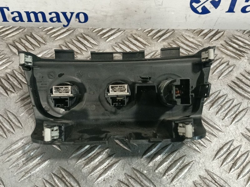 Recambio de plastico varios para peugeot 208 i (ca_, cc_) 1.6 referencia OEM IAM 9674655377  