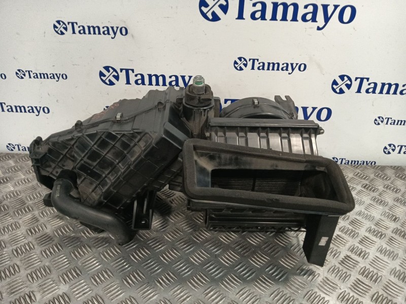 Recambio de calefaccion entera normal para hyundai h350 furgoneta 2.5 crdi referencia OEM IAM F805QB7HA  