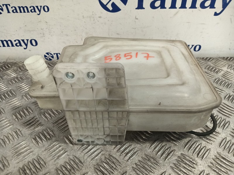 Recambio de deposito limpia para seat toledo (5p2) referencia OEM IAM 1K0955453Q 1K0955453R 1K0955453S