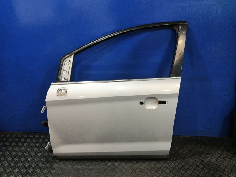 Recambio de puerta delantera izquierda para ford kuga i 2.0 tdci referencia OEM IAM 1712679  