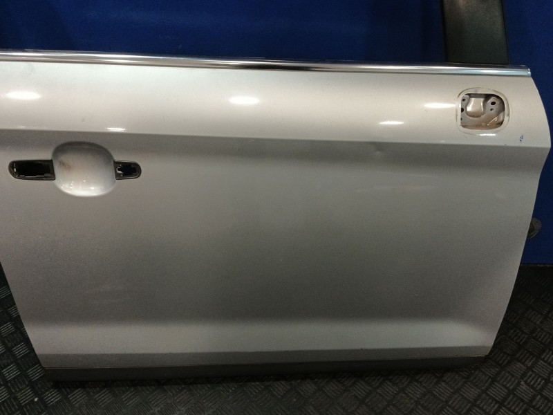 Recambio de puerta delantera derecha para ford kuga i 2.0 tdci referencia OEM IAM 1712678  
