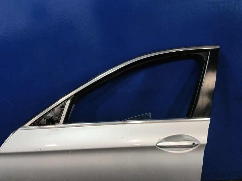 Recambio de puerta delantera izquierda para bmw 5 touring (f11) 520 d referencia OEM IAM 41009628753  