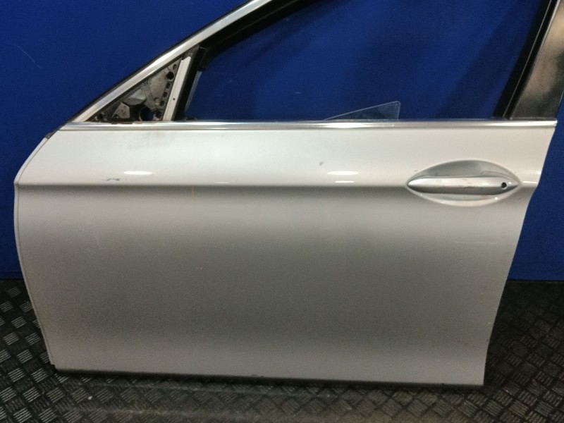 Recambio de puerta delantera izquierda para bmw 5 touring (f11) 520 d referencia OEM IAM 41009628753  