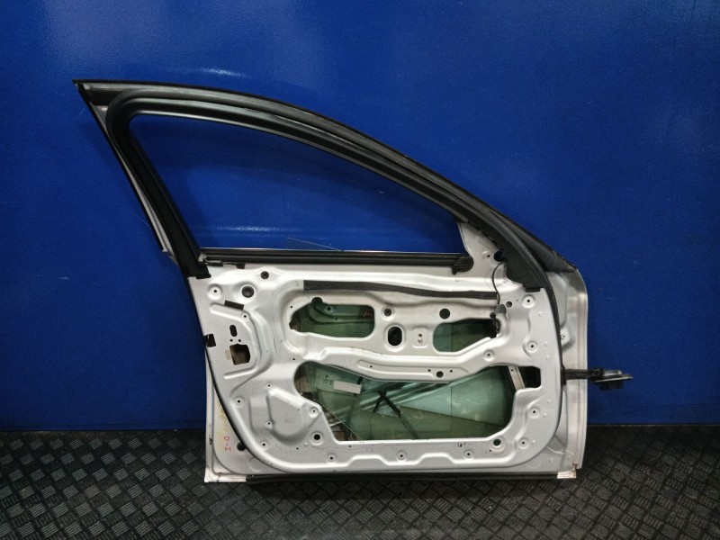 Recambio de puerta delantera izquierda para bmw 5 touring (f11) 520 d referencia OEM IAM 41009628753  