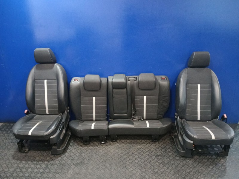 Recambio de juego asientos completo para ford kuga i 2.0 tdci referencia OEM IAM   