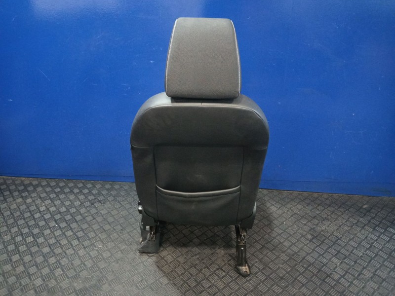 Recambio de juego asientos completo para ford kuga i 2.0 tdci referencia OEM IAM   