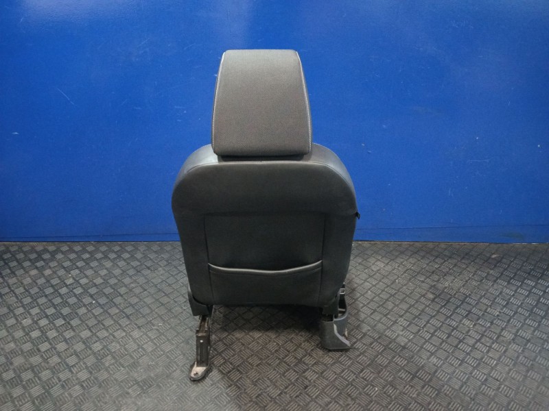 Recambio de juego asientos completo para ford kuga i 2.0 tdci referencia OEM IAM   
