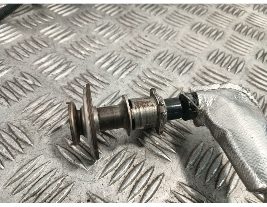 Recambio de inyector para ford transit connect v408 furgoneta/monovolumen 1.5 ecoblue referencia OEM IAM KV615J281AB  