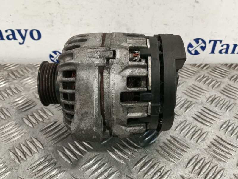 Recambio de alternador para smart fortwo coupe 0.8 cdi referencia OEM IAM A0131546902 0124225058 