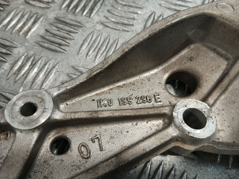 Recambio de brazo suspension inferior delantero derecho para seat altea (5p1) 1.6 tdi referencia OEM IAM 1K0199296E  