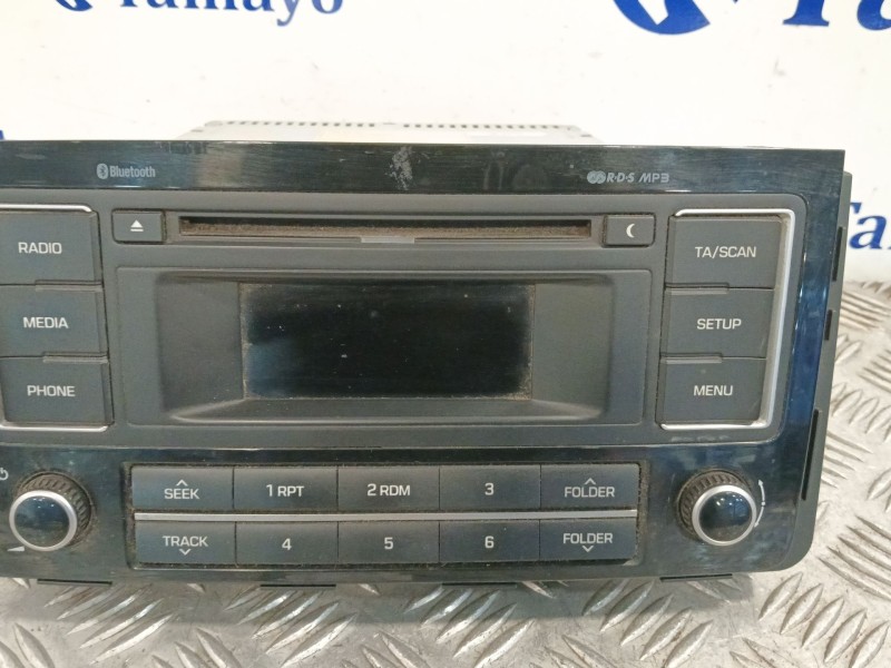 Recambio de sistema audio / radio cd para hyundai h350 furgoneta 2.5 crdi referencia OEM IAM 9617059550GU  