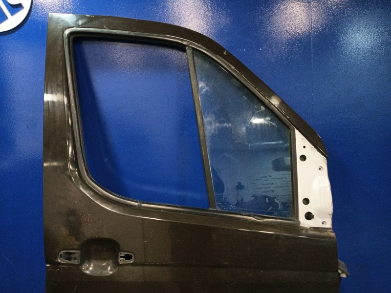 Recambio de puerta delantera derecha para hyundai h350 furgoneta 2.5 crdi referencia OEM IAM   