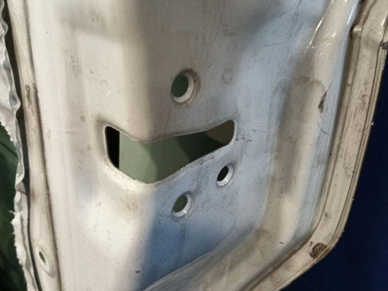 Recambio de puerta delantera derecha para hyundai h350 furgoneta 2.5 crdi referencia OEM IAM   