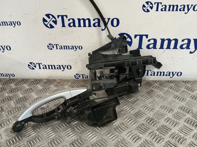 Recambio de cerradura puerta trasera derecha para ford kuga i 2.0 tdci referencia OEM IAM 8V4AS26412EA 240014100 