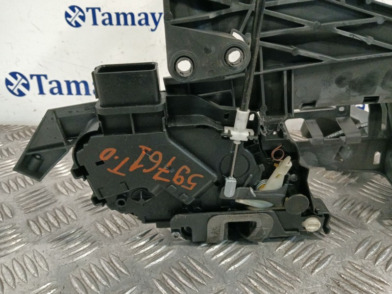 Recambio de cerradura puerta trasera derecha para ford kuga i 2.0 tdci referencia OEM IAM 8V4AS26412EA 240014100 