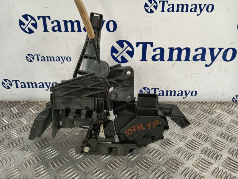 Recambio de cerradura puerta trasera izquierda para ford kuga i 2.0 tdci referencia OEM IAM 240014000  