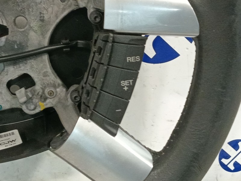 Recambio de volante para ford kuga i 2.0 tdci referencia OEM IAM 3M513600CJW 602556700B 
