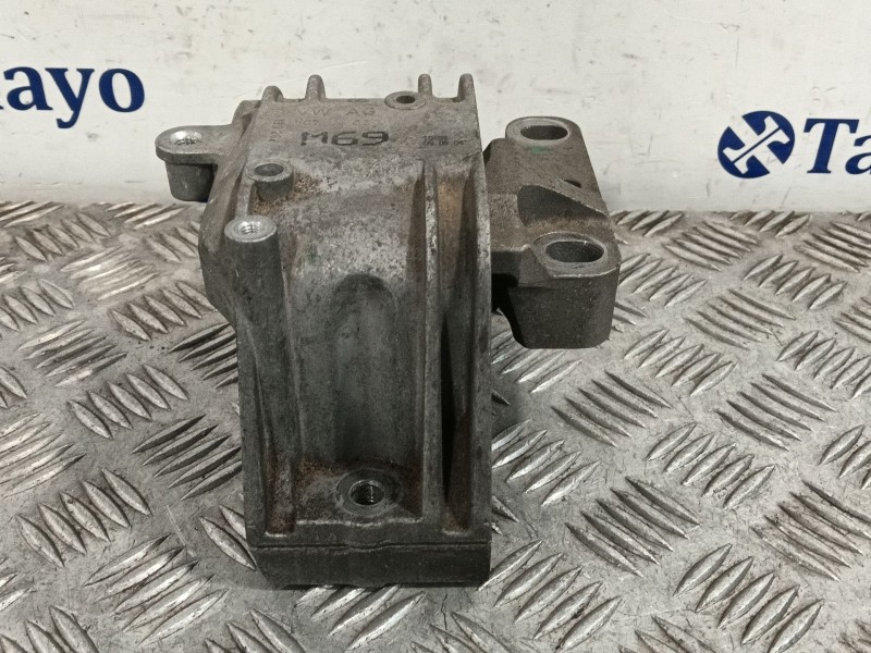 Recambio de soporte motor para volkswagen golf v (1k1) 2.0 tdi referencia OEM IAM 1K0199262 3618372 