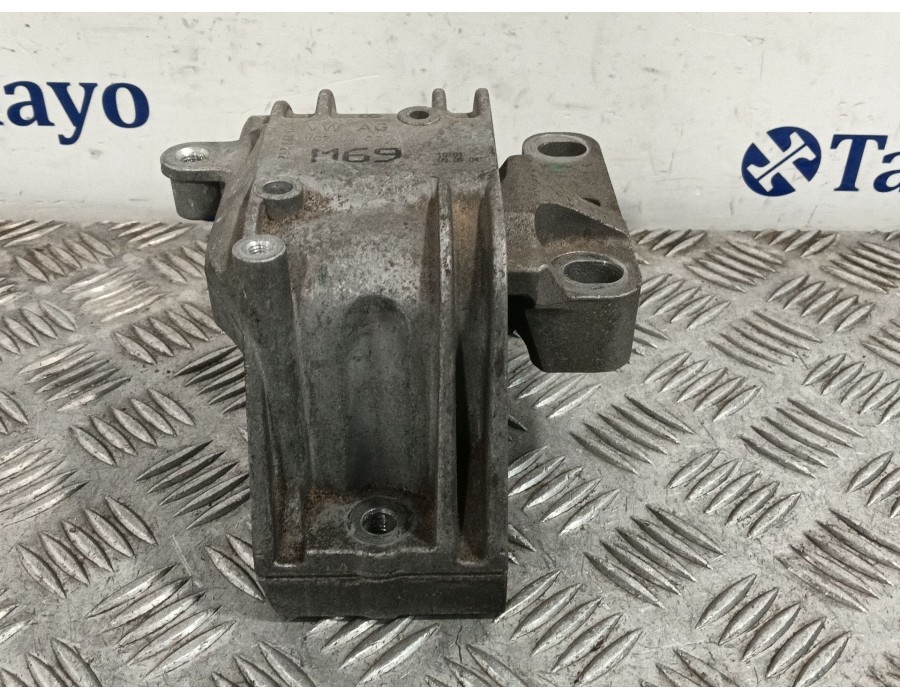 Recambio de soporte motor para volkswagen golf v (1k1) 2.0 tdi referencia OEM IAM 1K0199262 3618372 