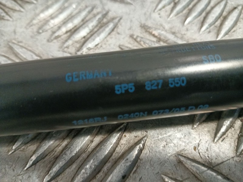 Recambio de amortiguadores maletero / porton para seat toledo (5p2) referencia OEM IAM 5P5827550  