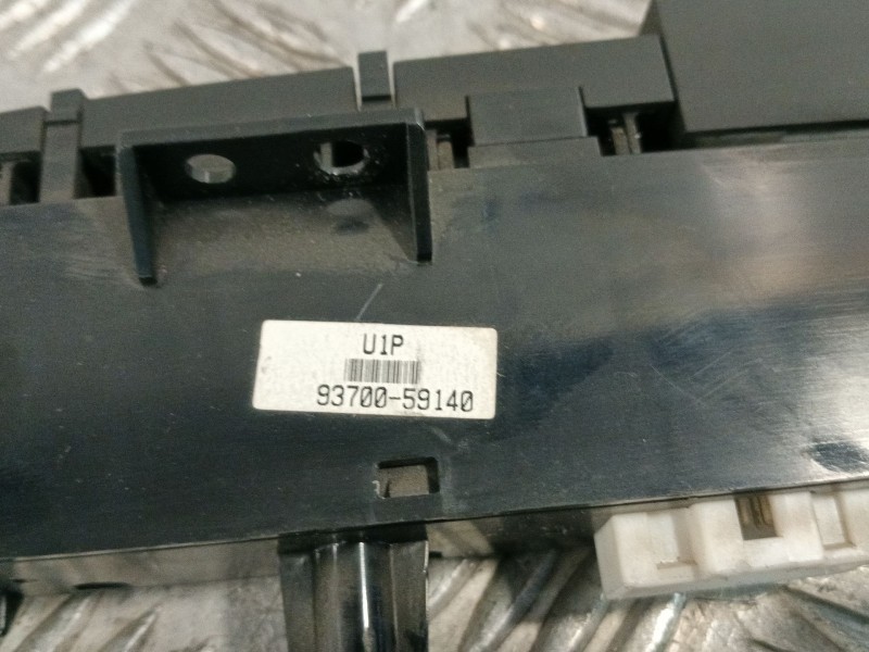 Recambio de warning para hyundai h350 furgoneta 2.5 crdi referencia OEM IAM 9370059140  