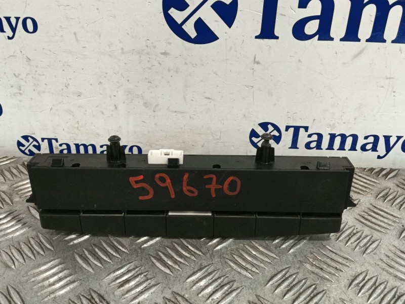 Recambio de warning para hyundai h350 furgoneta 2.5 crdi referencia OEM IAM 9370059140  