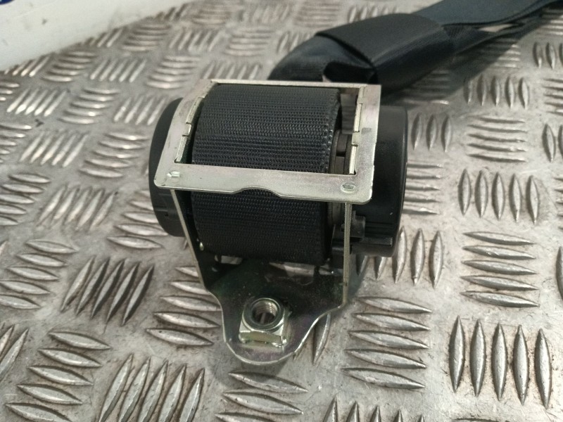 Recambio de cinturon seguridad delantero derecho para ford kuga i 2.0 tdci referencia OEM IAM 610116500B 8V41S61294AD 