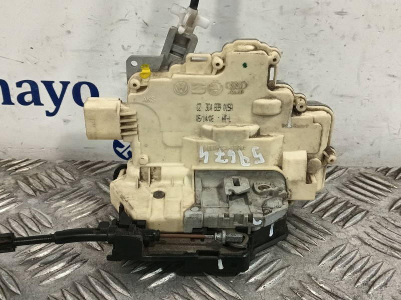 Recambio de cerradura puerta trasera izquierda para volkswagen passat b6 variant (3c5) 2.0 tdi referencia OEM IAM 304839015A  