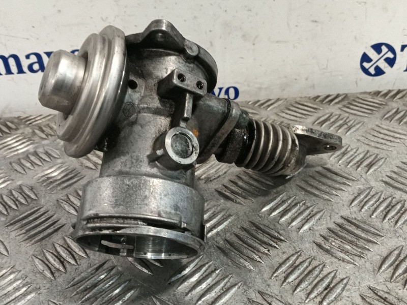 Recambio de valvula egr para volkswagen golf iv (1j1) 1.9 tdi referencia OEM IAM 038129637L  