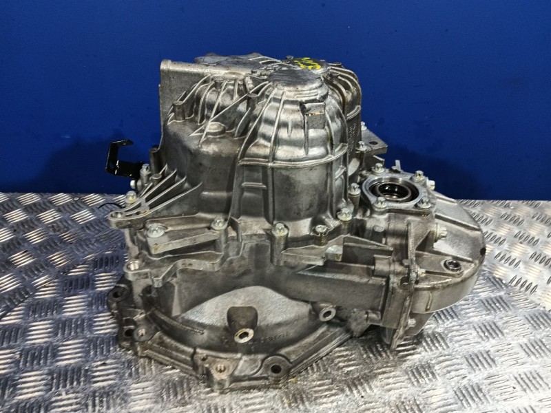 Recambio de caja cambios para chevrolet cruze hatchback (j305) 1.7 d referencia OEM IAM 96866827  