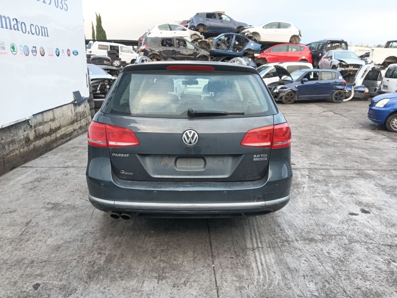 volkswagen passat b7 variant (365) del año 2011