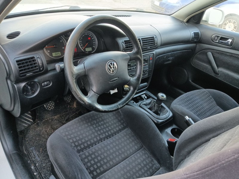 volkswagen passat b5.5 (3b3) del año 2001