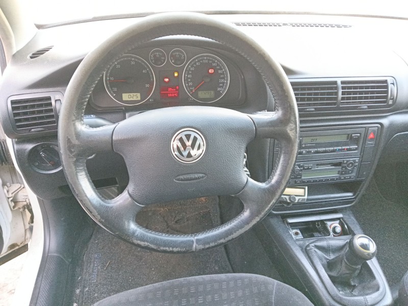 volkswagen passat b5.5 (3b3) del año 2001