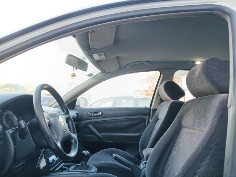 volkswagen passat b5.5 (3b3) del año 2001
