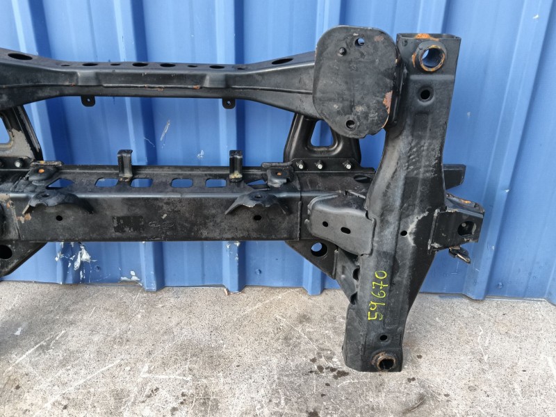 Recambio de puente delantero para hyundai h350 furgoneta 2.5 crdi referencia OEM IAM 6240059000  