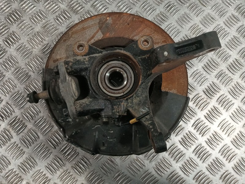 Recambio de mangueta delantera derecha para kia sportage referencia OEM IAM   