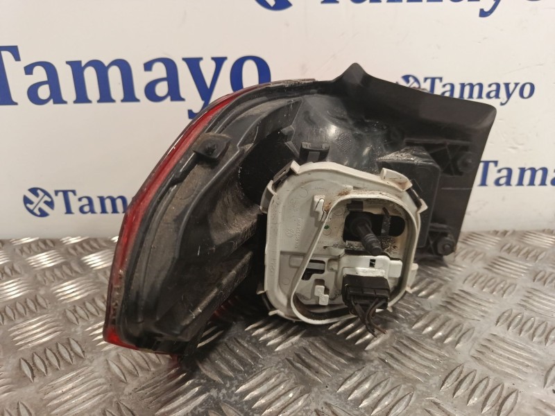 Recambio de piloto trasero derecho para volkswagen touran (5t1) 2.0 tdi referencia OEM IAM 5TA945096A  