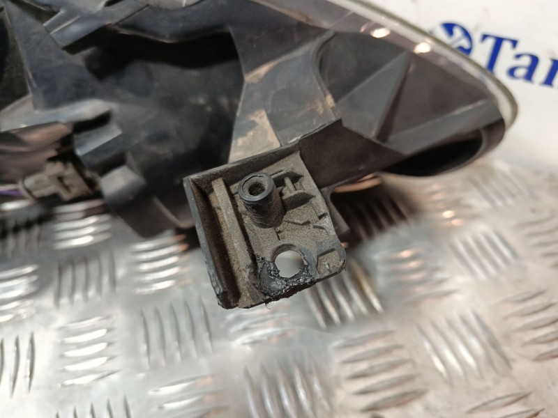 Recambio de faro izquierdo para toyota aygo (_b1_) 1.0 (kgb10_) referencia OEM IAM 811500H070  