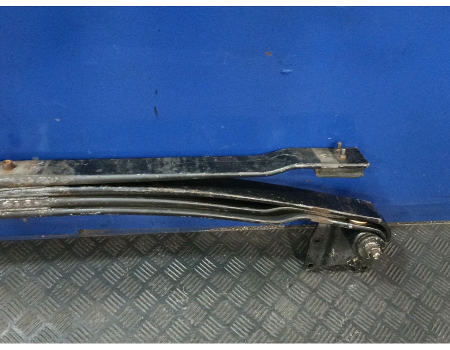 Recambio de ballesta trasera para nissan cabstar e (tl_, vl_) 125.35, 125.45 (tl0, vl0) referencia OEM IAM   