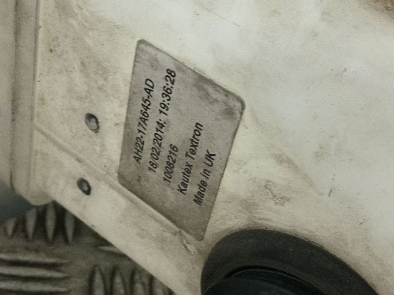 Recambio de deposito limpia para land rover discovery iv (l319) 3.0 sdv6 4x4 referencia OEM IAM AH2217A645AD AH2217A645BD 