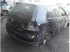 volkswagen golf v berlina (1k1) del año 2004 2