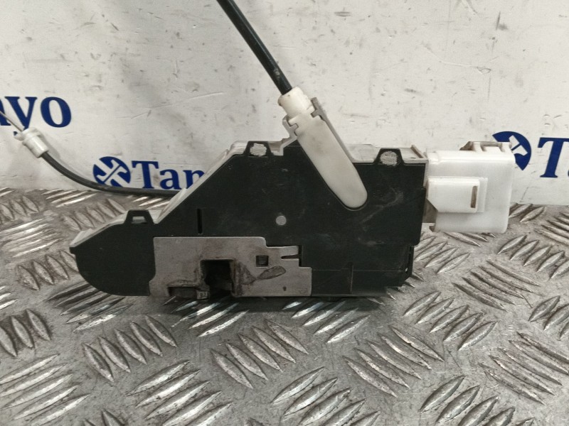 Recambio de cerradura puerta delantera izquierda para peugeot 407 sw referencia OEM IAM 9683418080  