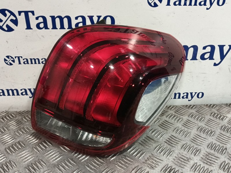 Recambio de piloto trasero derecho para peugeot 108 1.0 vti referencia OEM IAM B001031180  